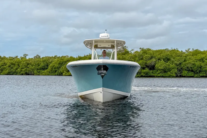 Slide: The Image of Sailfish 320 CC 2018 - 23