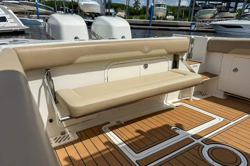 Slide: The Image of Sailfish 320 CC 2018 - 5