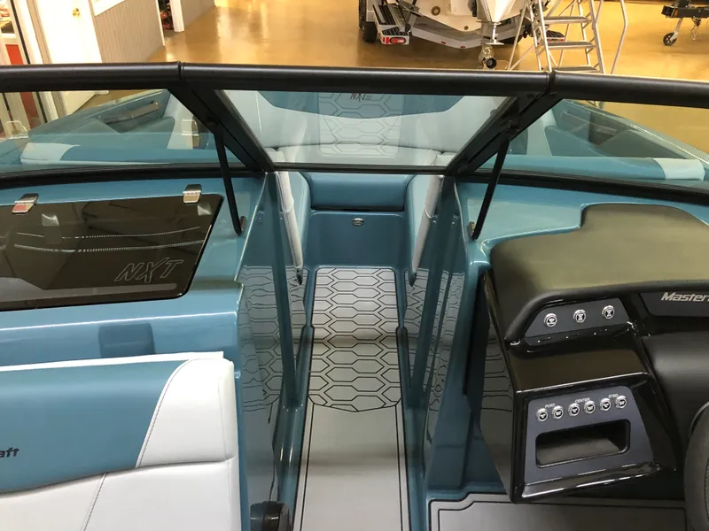 Slide: The Image of Mastercraft NXT20 2025 - 20