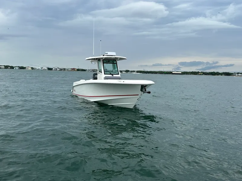 Slide: The Image of Boston Whaler 280 Outrage 2026 - 4