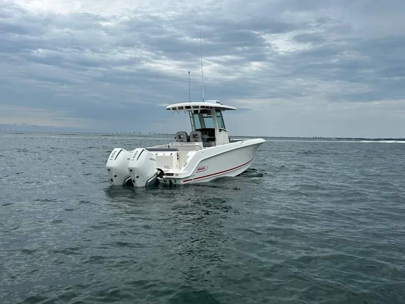 Slide: The Image of Boston Whaler 280 Outrage 2026 - 9