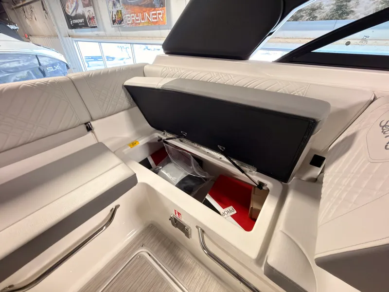 Slide: The Image of Sea Ray SDX 230 Surf 2026 - 19