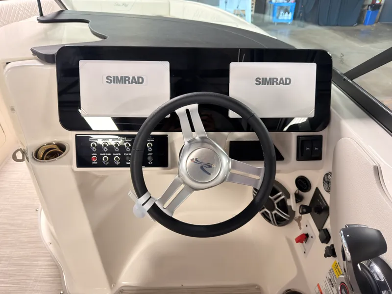 Slide: The Image of Sea Ray SDX 230 Surf 2026 - 29