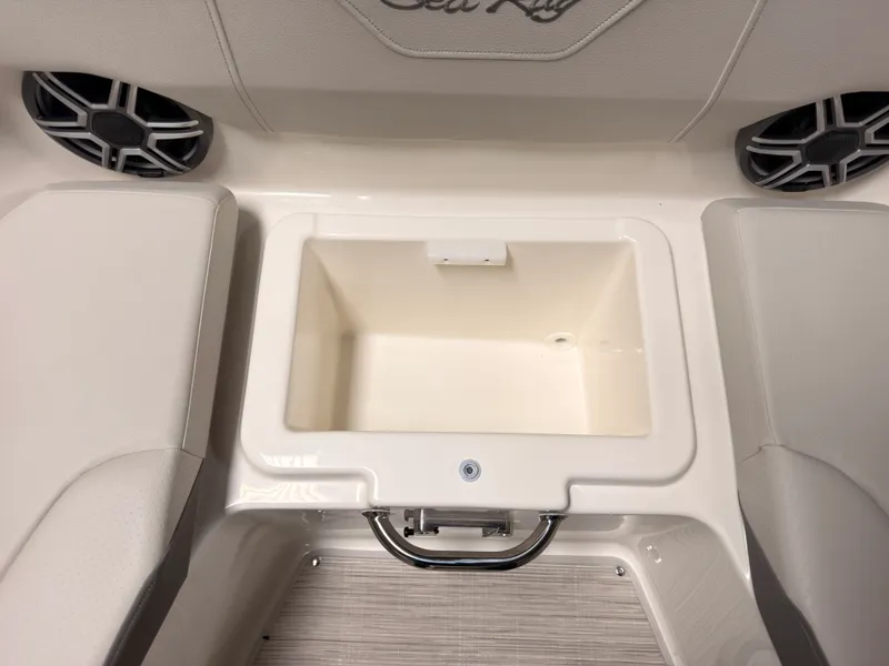 Slide: The Image of Sea Ray SDX 230 Surf 2026 - 48