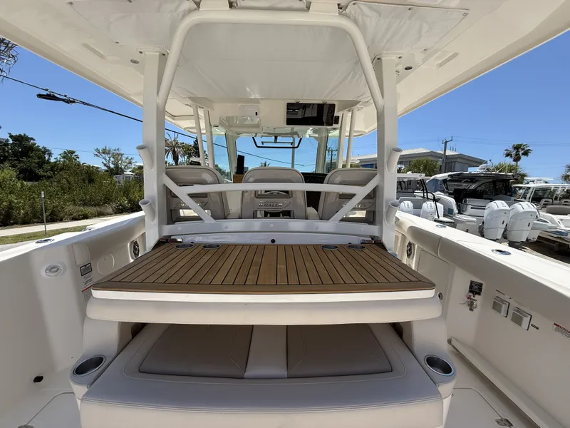 Slide: The Image of Boston Whaler 380 Outrage 2026 - 19