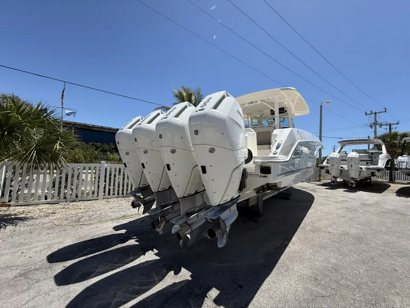 Slide: The Image of Boston Whaler 380 Outrage 2026 - 3