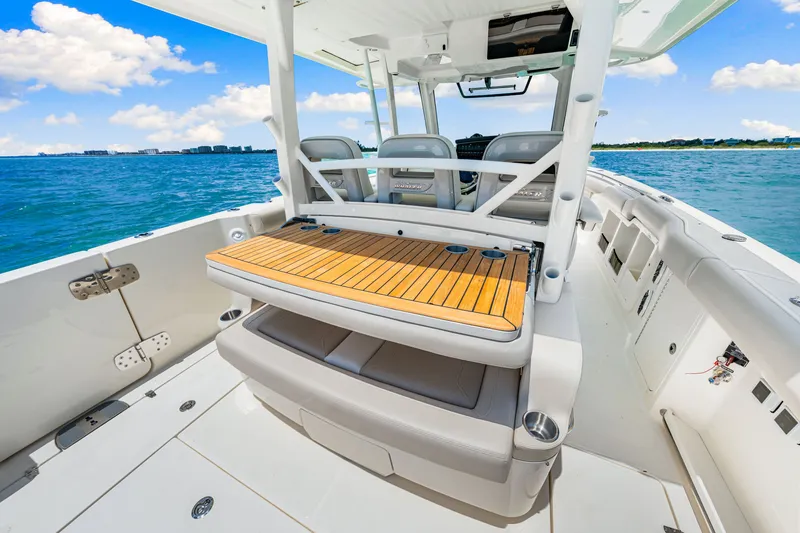 Slide: The Image of Boston Whaler 380 Outrage 2026 - 48