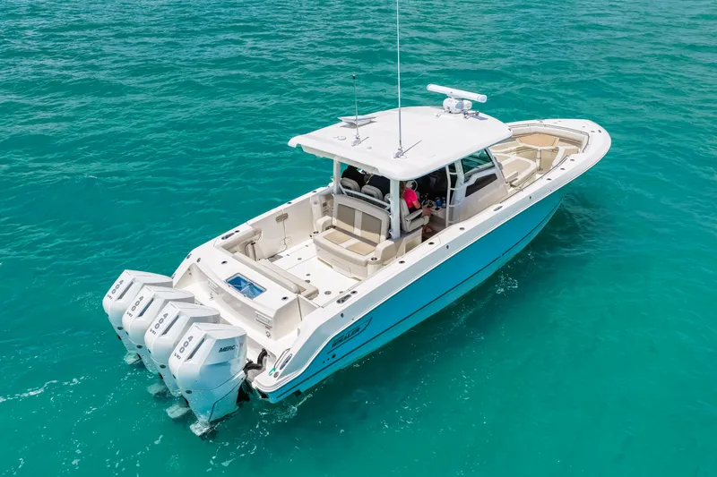 Slide: The Image of Boston Whaler 380 Outrage 2026 - 53