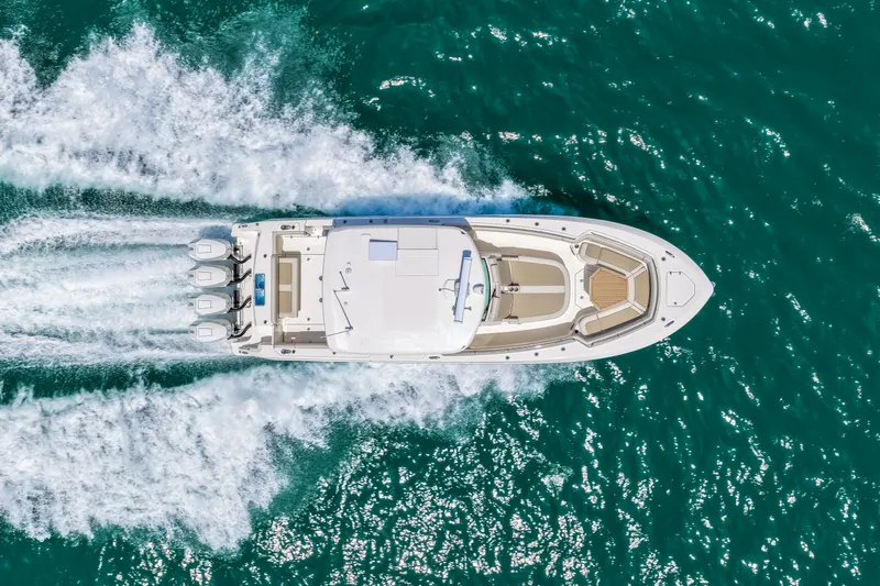 Slide: The Image of Boston Whaler 380 Outrage 2026 - 66
