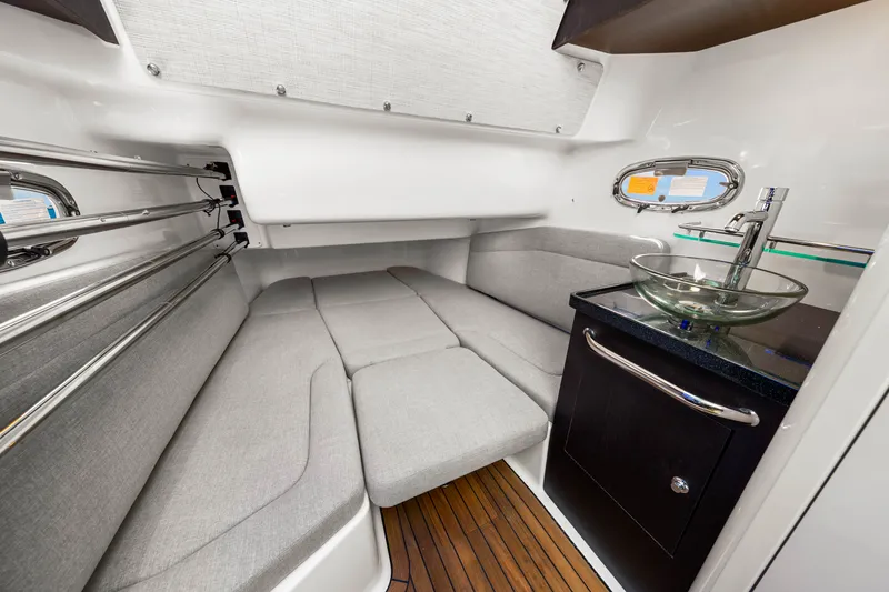 Slide: The Image of Boston Whaler 380 Outrage 2026 - 71