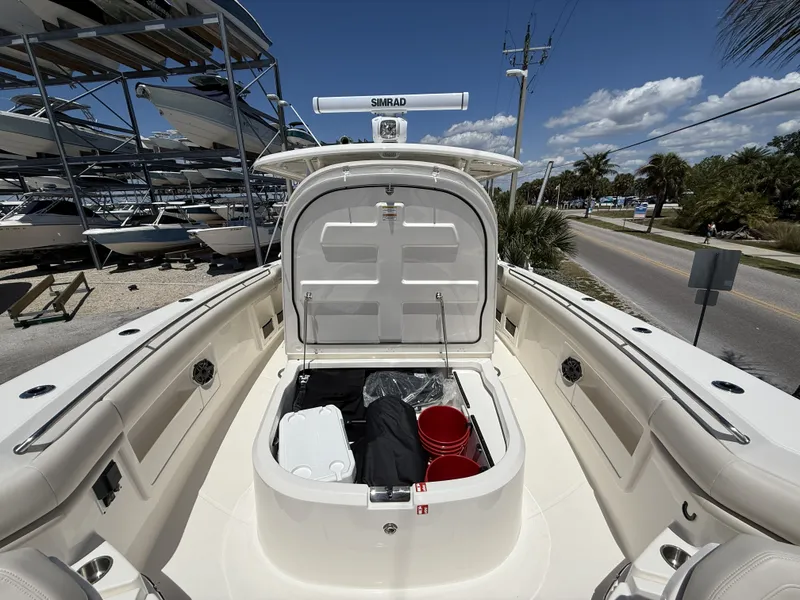 Slide: The Image of Boston Whaler 380 Outrage 2026 - 8