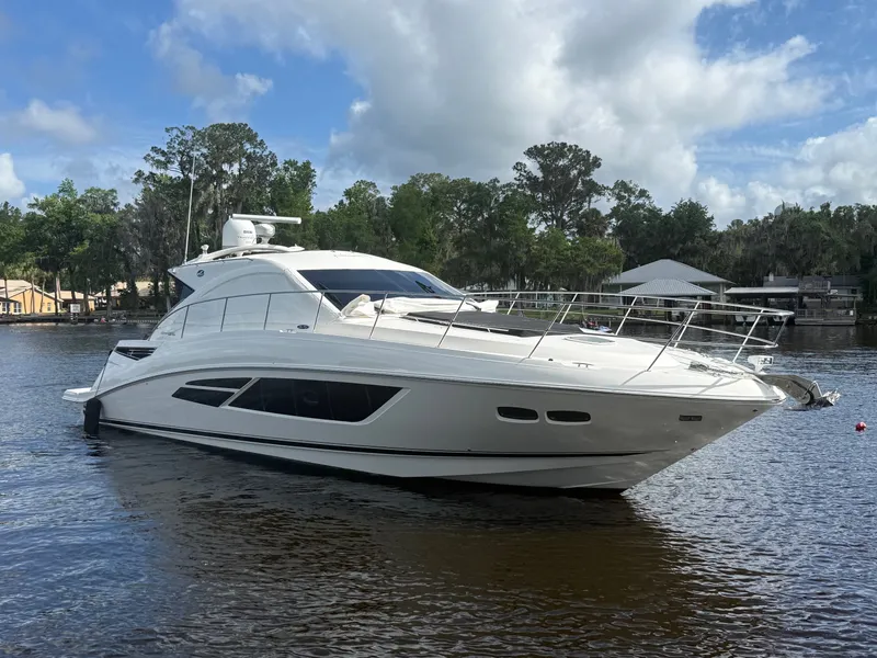 Slide: The Image of Sea Ray 510 SUNDANCER 2016 - 12