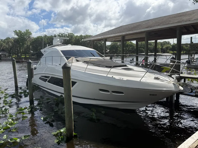 Slide: The Image of Sea Ray 510 SUNDANCER 2016 - 18