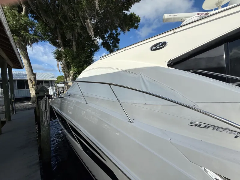 Slide: The Image of Sea Ray 510 SUNDANCER 2016 - 23