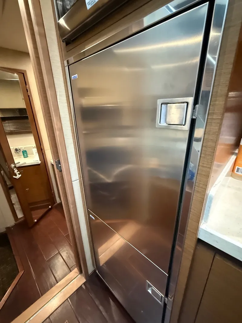 Slide: The Image of Sea Ray 510 SUNDANCER 2016 - 48