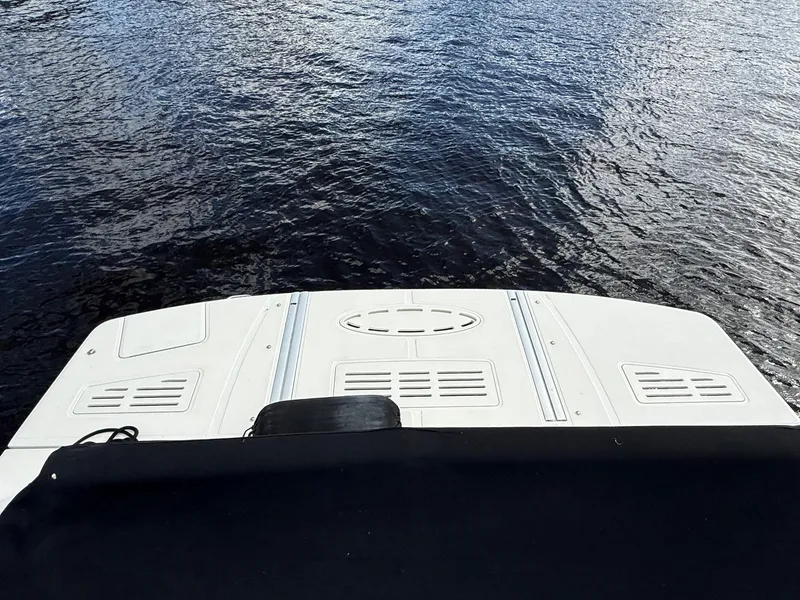 Slide: The Image of Sea Ray 510 SUNDANCER 2016 - 59
