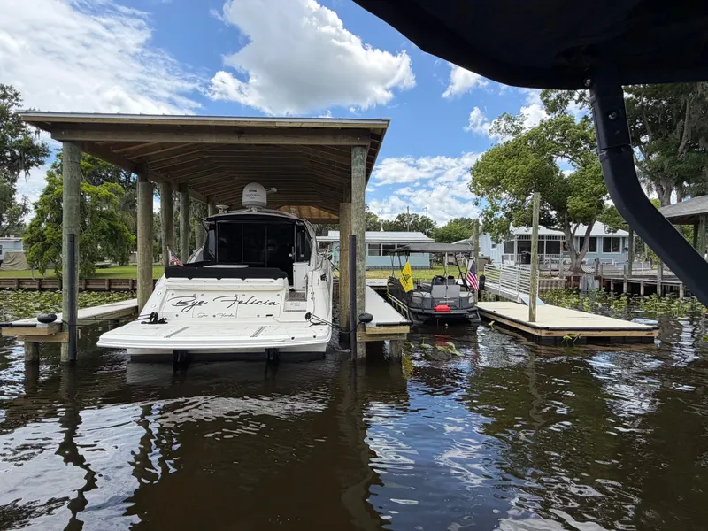 Slide: The Image of Sea Ray 510 SUNDANCER 2016 - 73