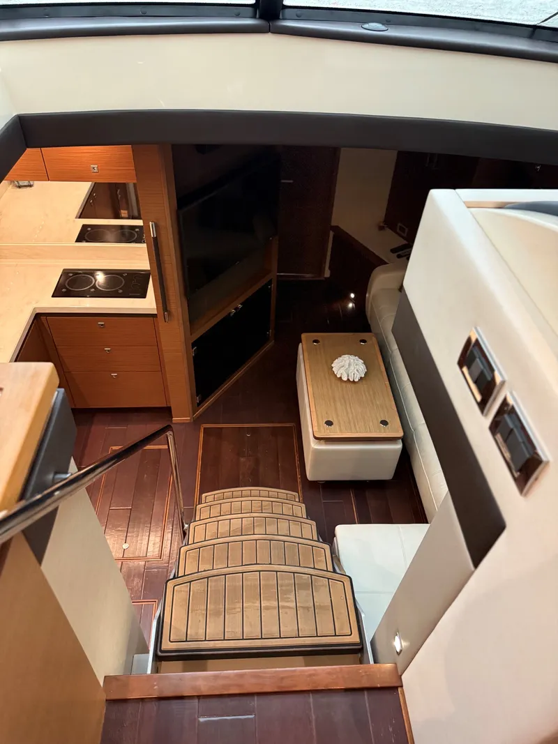 Slide: The Image of Sea Ray 510 SUNDANCER 2016 - 30