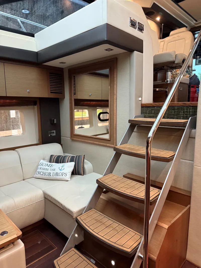 Slide: The Image of Sea Ray 510 SUNDANCER 2016 - 31