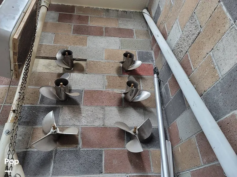 Slide: The Image of Formula 302 LS 1981 - 9650218