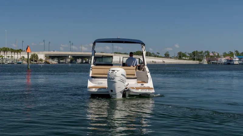 Slide: The Image of Sea Ray 270 SDX OB 2018 - 2