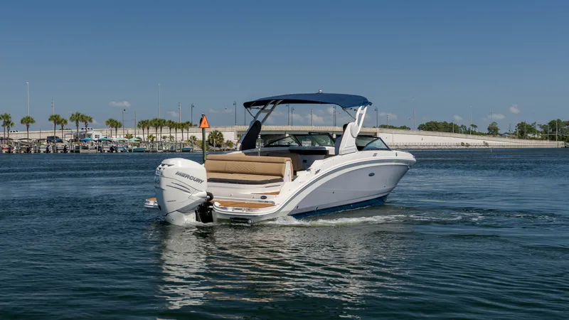 Slide: The Image of Sea Ray 270 SDX OB 2018 - 3