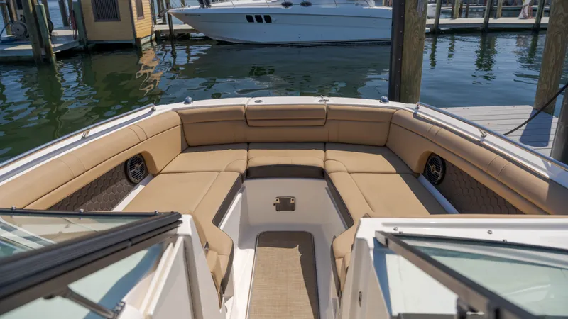 Slide: The Image of Sea Ray 270 SDX OB 2018 - 9