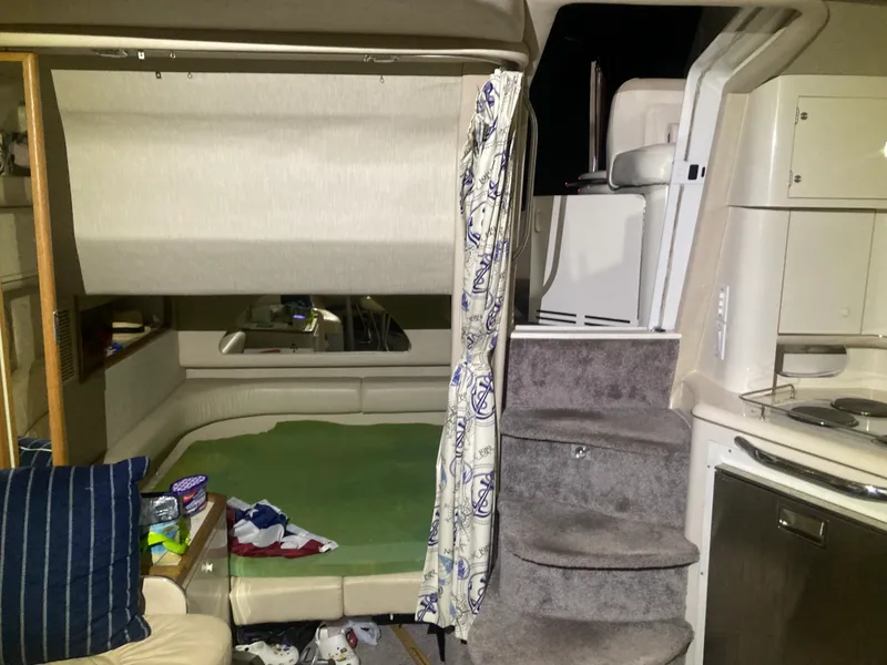 Slide: The Image of Sea Ray 370 SUNDANCER 1996 - 11