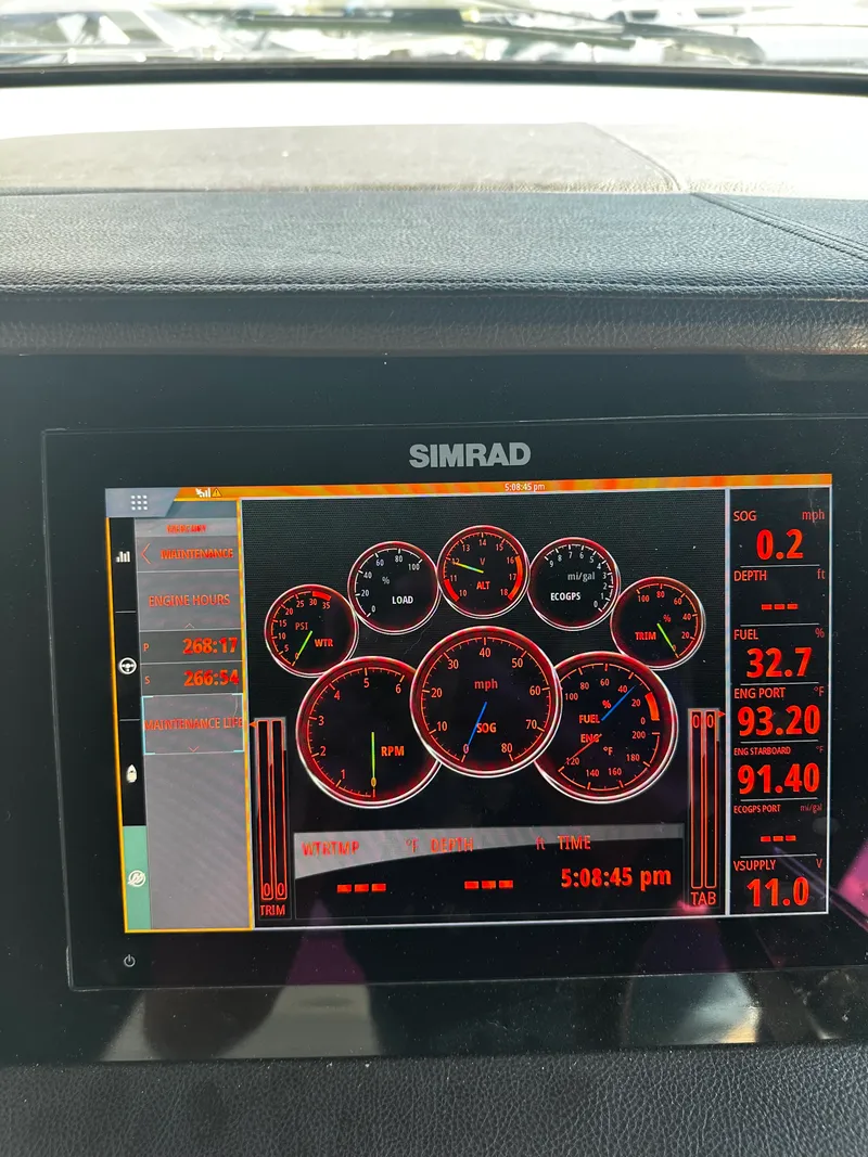 Slide: The Image of Sea Ray 320 DA 2020 - 27