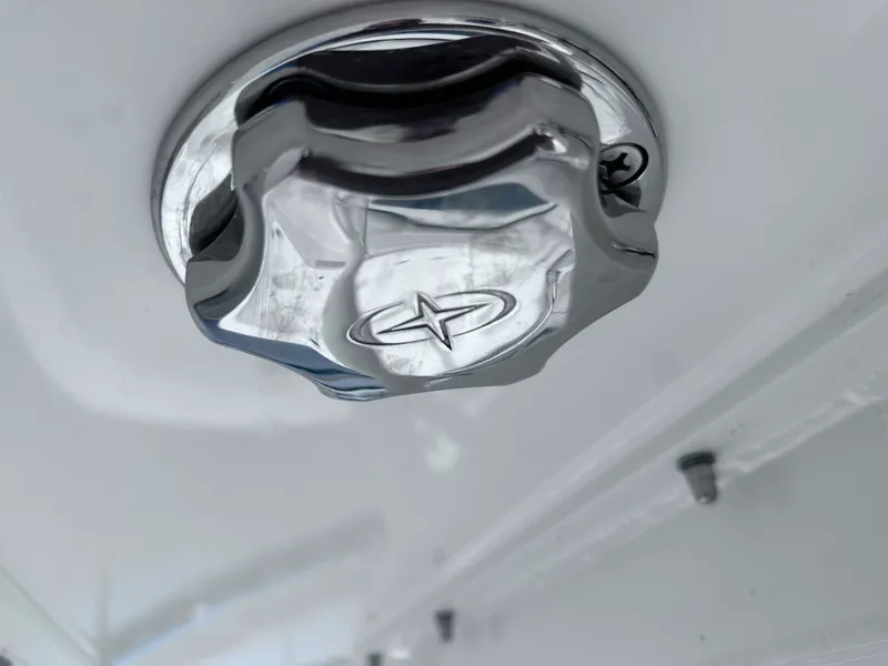 Slide: The Image of Boston Whaler 210 MONTAUK 2023 - 15