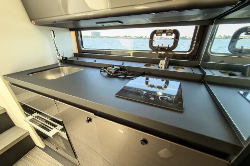 Slide: The Image of Azimut 42 VERVE 2024 - 25