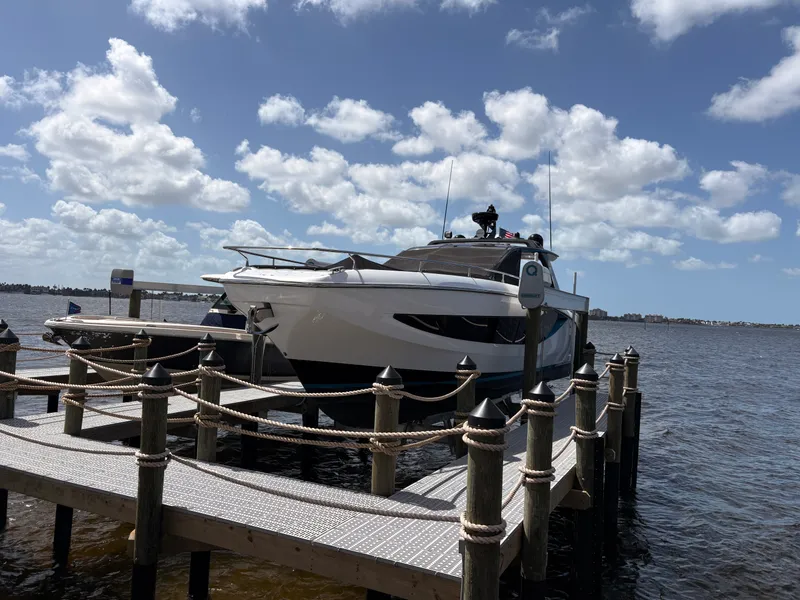 Slide: The Image of Azimut 42 VERVE 2024 - 46