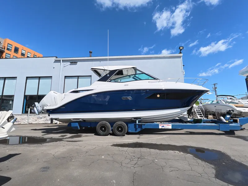 The Image of Sea Ray Sundancer 320 Outboard 2026 - 0