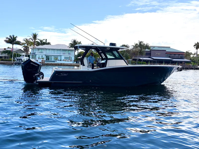 The Image of Scout 330 LXF 2025 - 0