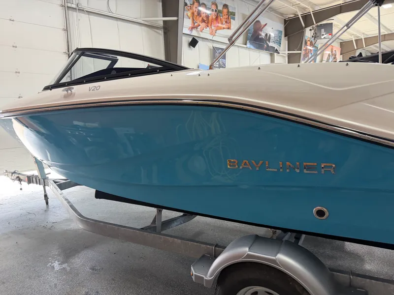 The Image of Bayliner V20 2026 - 0