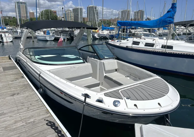 Slide: The Image of Sea Ray SDX 270 Surf 2025 - 7