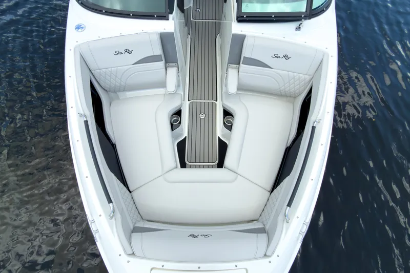 Slide: The Image of Sea Ray SLX 280 Outboard 2026 - 19