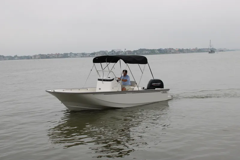 Slide: The Image of Boston Whaler 190 Montauk 2026 - 15