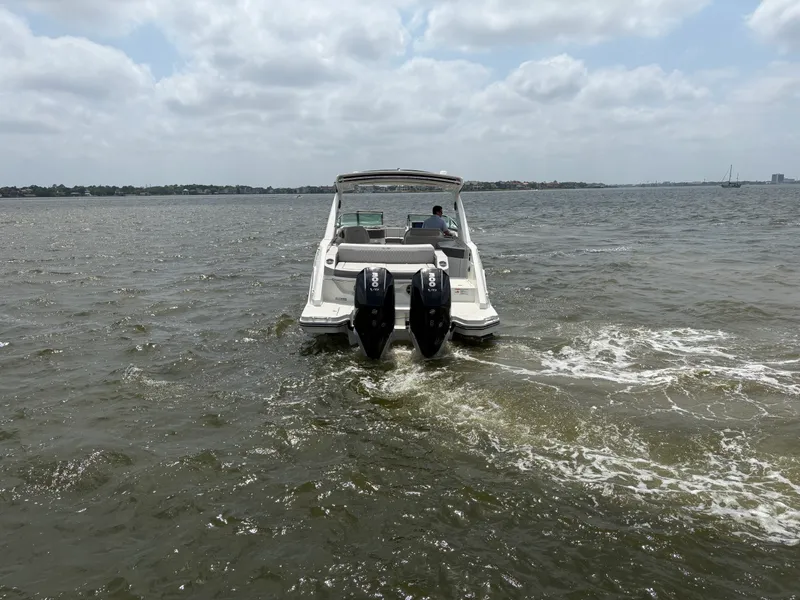 Slide: The Image of Sea Ray SLX 310 Outboard 2026 - 10