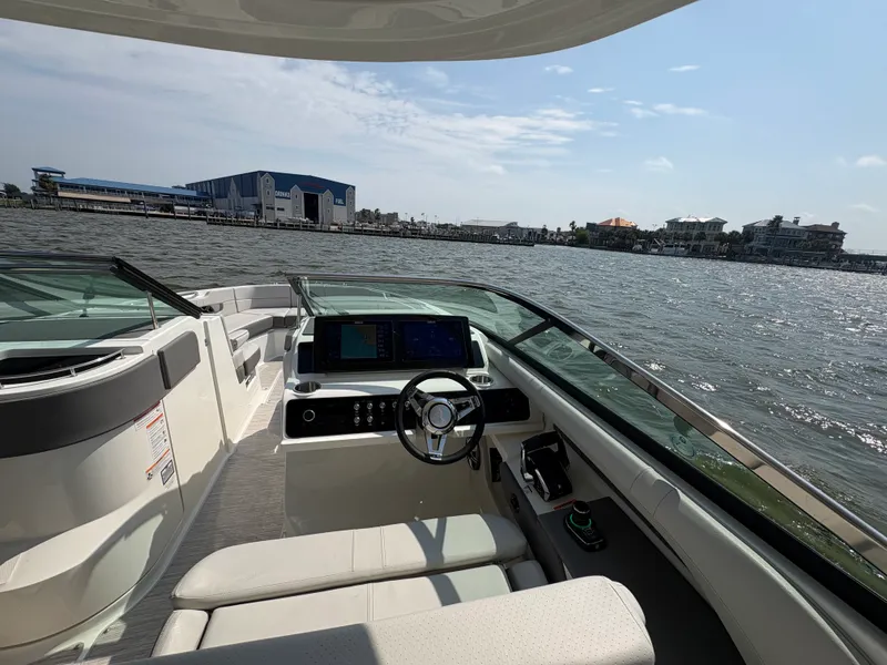 Slide: The Image of Sea Ray SLX 310 Outboard 2026 - 28