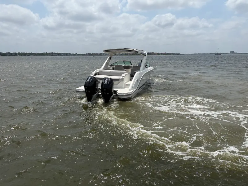 Slide: The Image of Sea Ray SLX 310 Outboard 2026 - 9