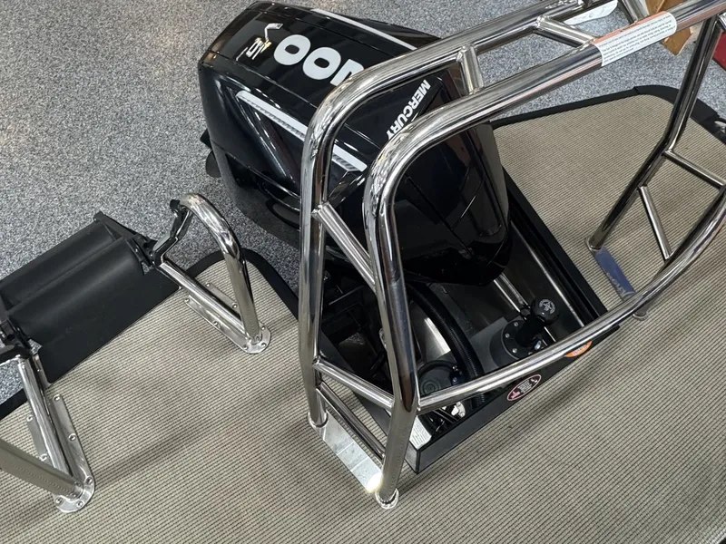 Slide: The Image of Harris 230 Cruiser 2025 - 2