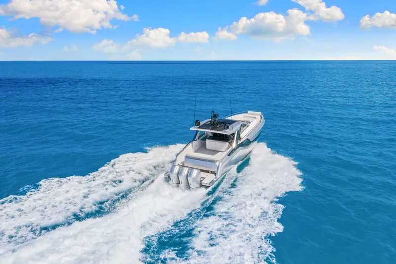 Slide: The Image of Azimut VERVE 48 2024 - 18