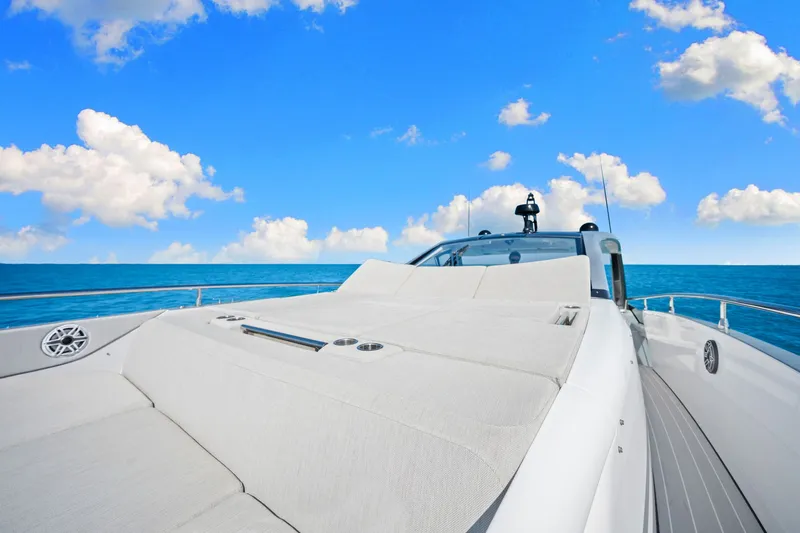 Slide: The Image of Azimut VERVE 48 2024 - 26
