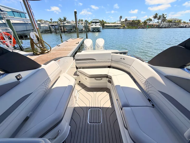 Slide: The Image of Sea Ray SLX 280 Outboard 2026 - 46