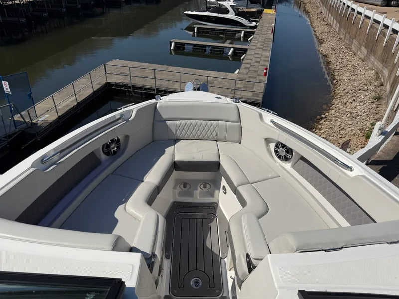 Slide: The Image of Sea Ray 280 SLX 2021 - 10