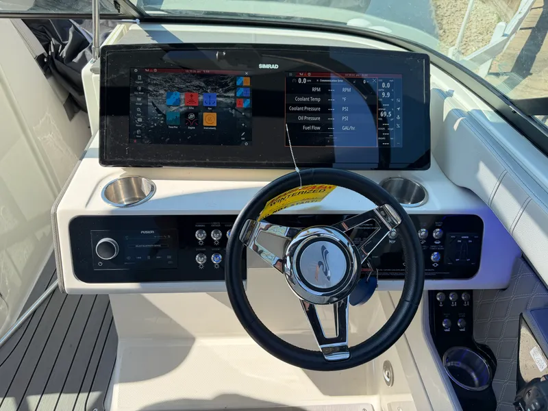 Slide: The Image of Sea Ray 280 SLX 2021 - 6