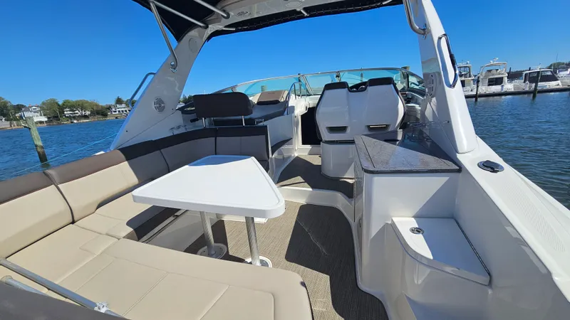 Slide: The Image of Sea Ray 350 SUNDANCER 2013 - 3