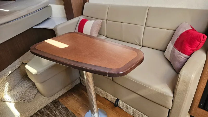 Slide: The Image of Sea Ray 350 SUNDANCER 2013 - 13