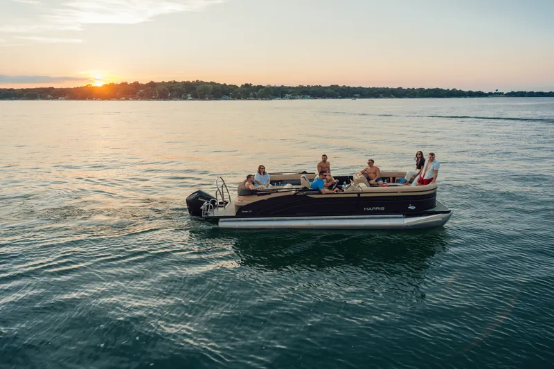 Slide: The Image of Harris 230 Cruiser 2025 - 51